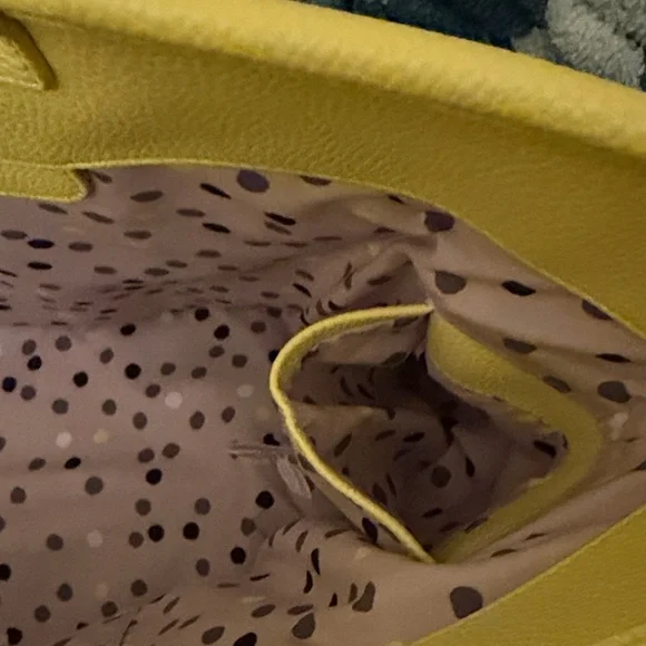 Jewel by thirty-one Bright Yellow Perforated Tote - Picture 5 of 7